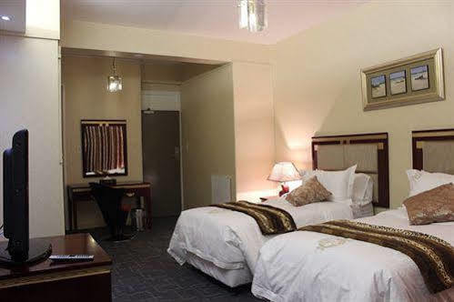 Chez Hotel Inn Johannesburg Ngoại thất bức ảnh